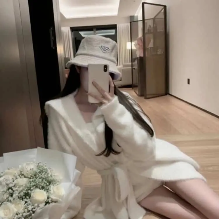 绝美女性复仇《亲切的金子》李英爱主演：天使面孔下的致命杀机，画面极具美感