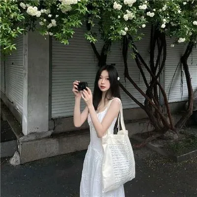 【独居女性噩梦】《门锁》孔晓振主演未删减版：床下有人！独居女孩每天遭遇的致命偷窥