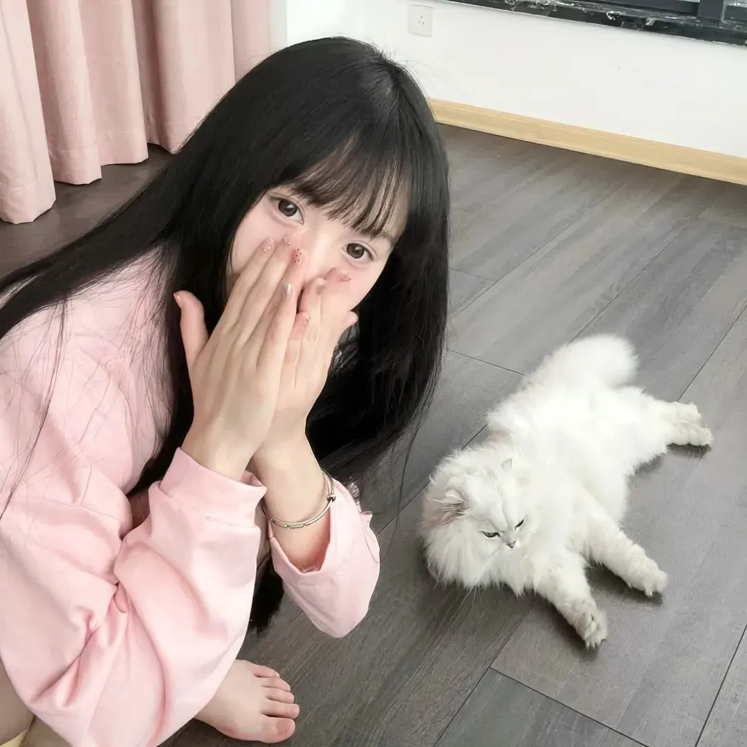 【极致虐心】《任意依恋》金宇彬裴秀智：顶级大明星与卑微纪录片导演的悲情绝恋